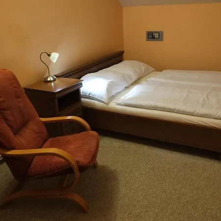 Bat Hotel Mladá Boleslav